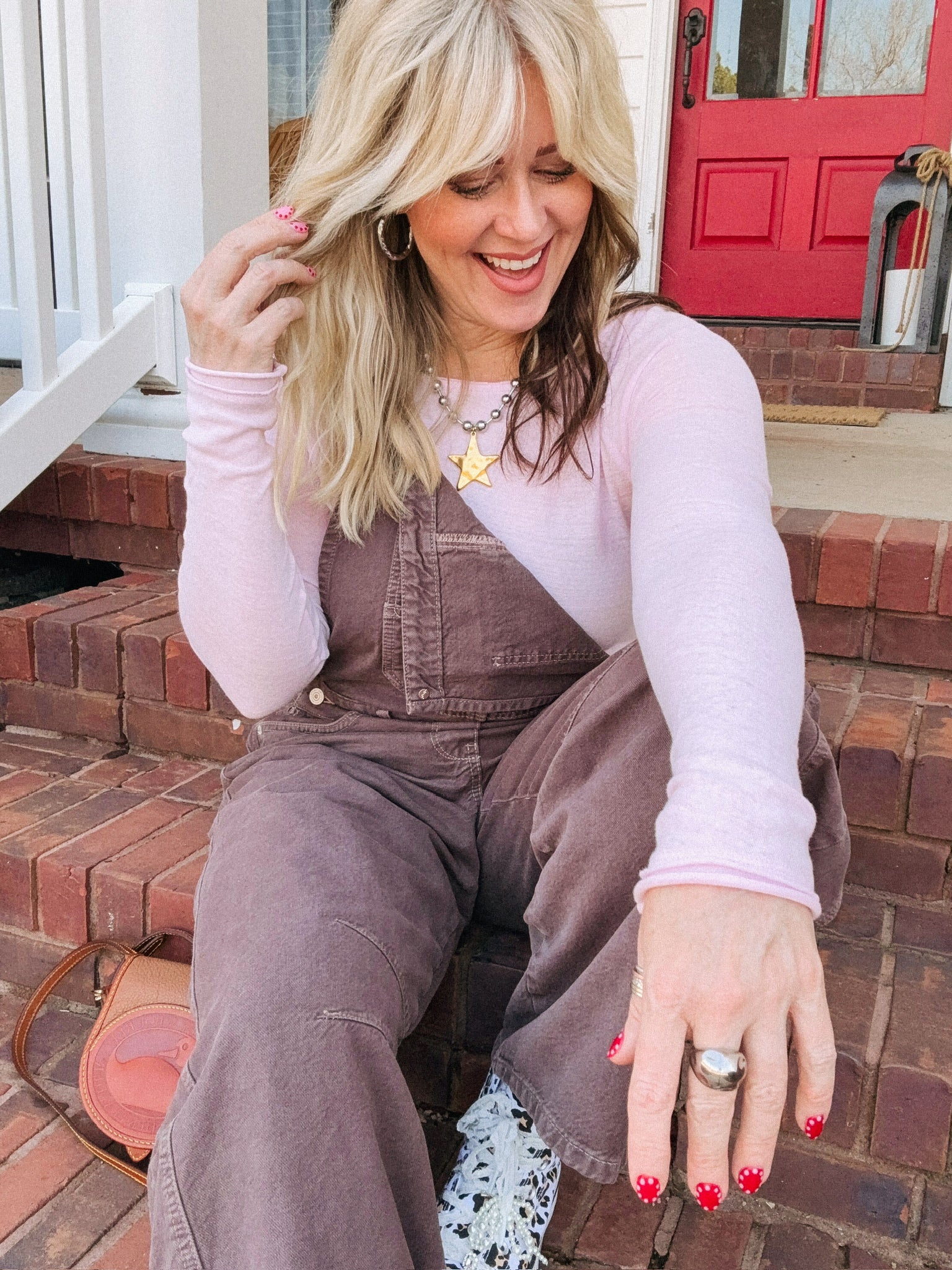 Elondo Hammered Hoop Earrings || Choose Color