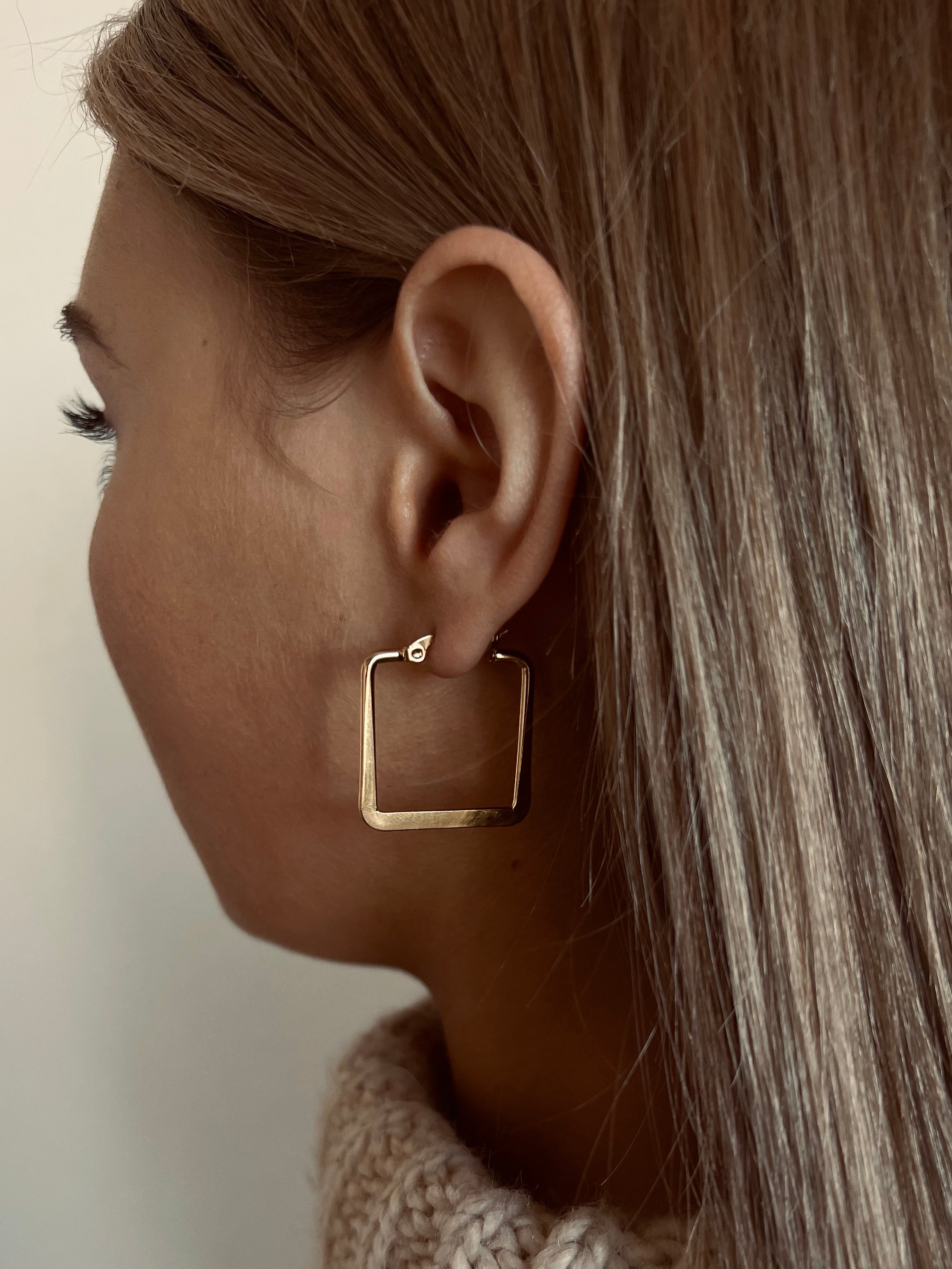 Eudora Square Hoop Earrings