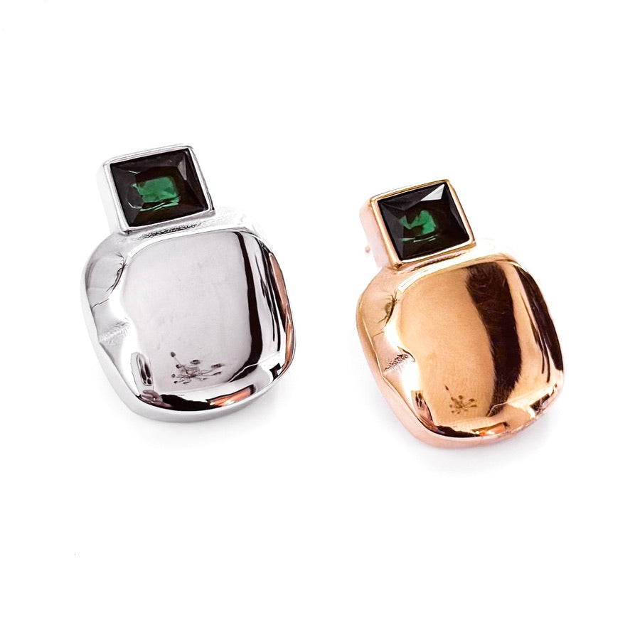 Eartha Emerald Square Studs