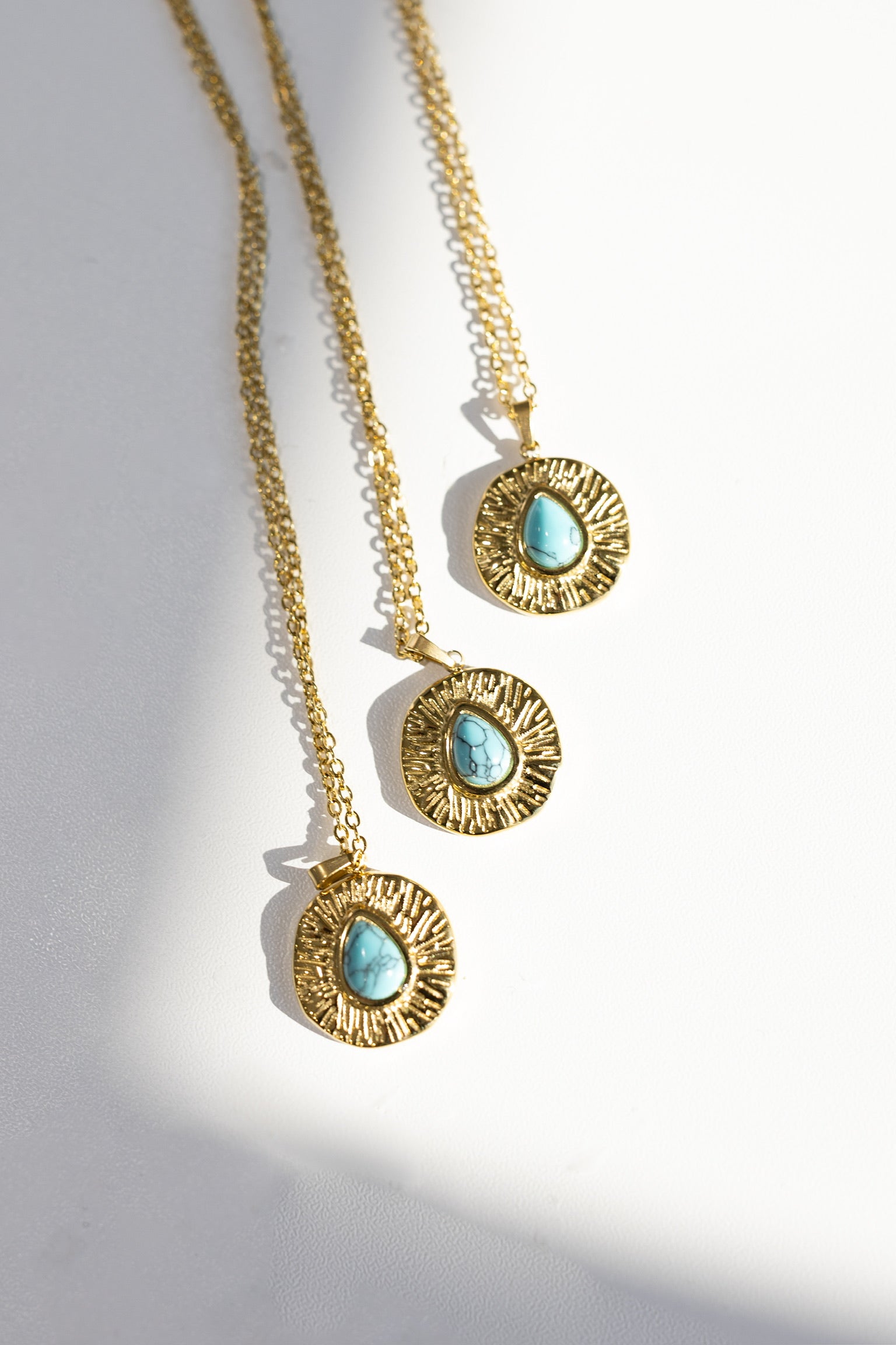 The Oasis Necklace - Light Blue