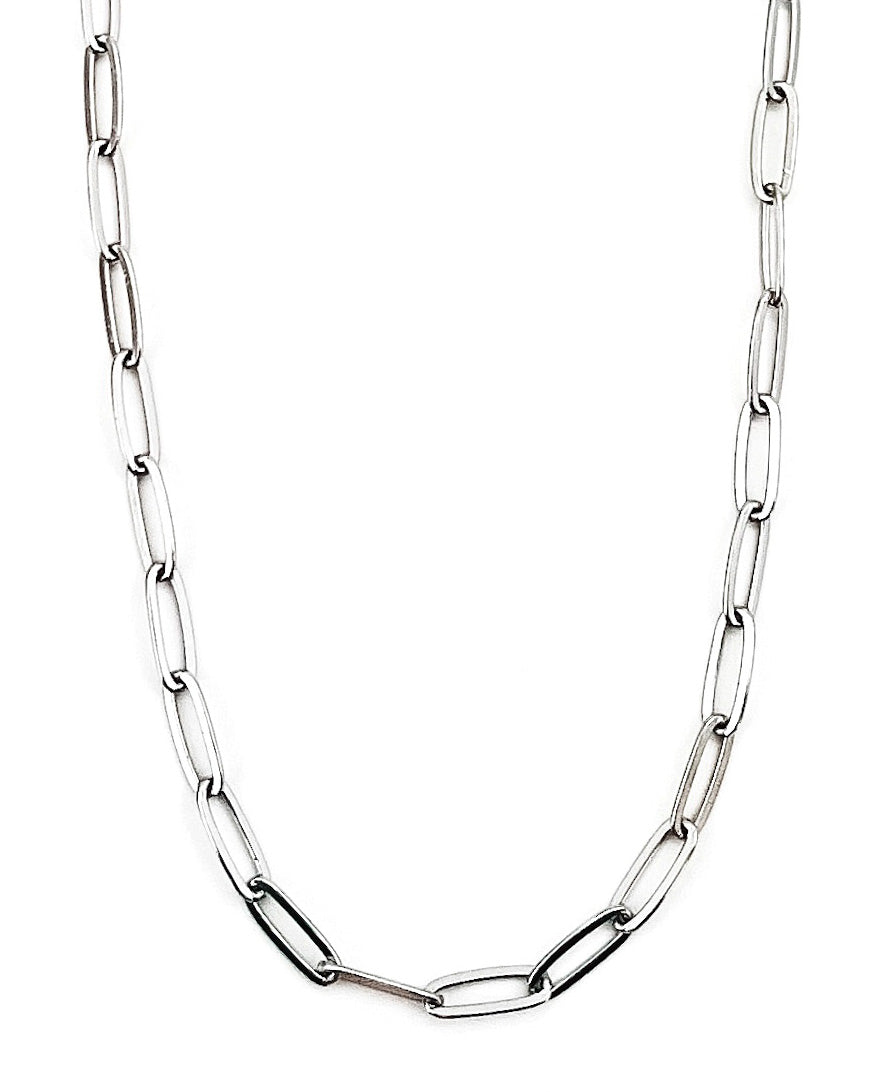 Peppi Paperclip Silver Chain Necklace