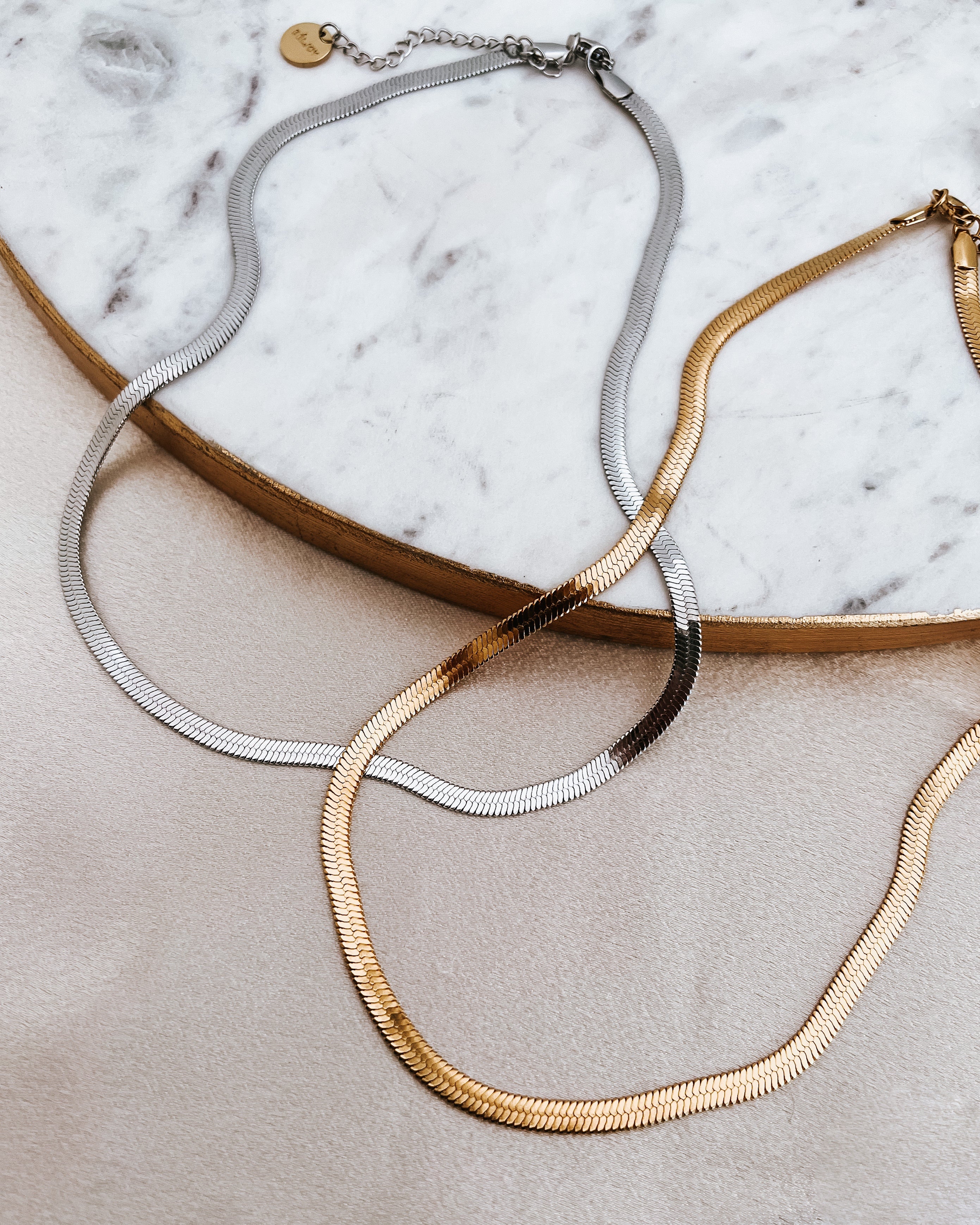 Lyra Herringbone Necklace || Choose Color