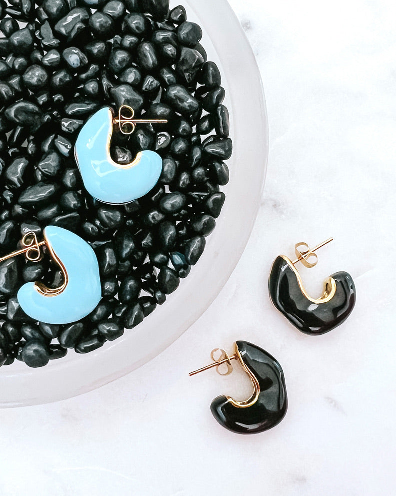 Erma Huggie Earrings || Choose Color