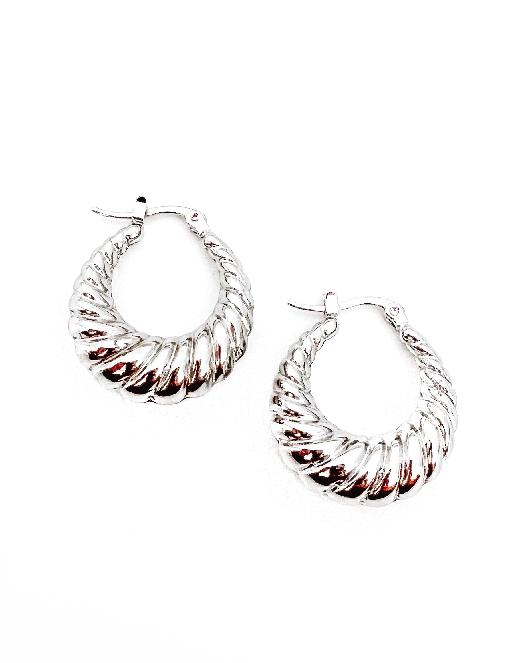 Ezra Croissant Hoops || Choose Color