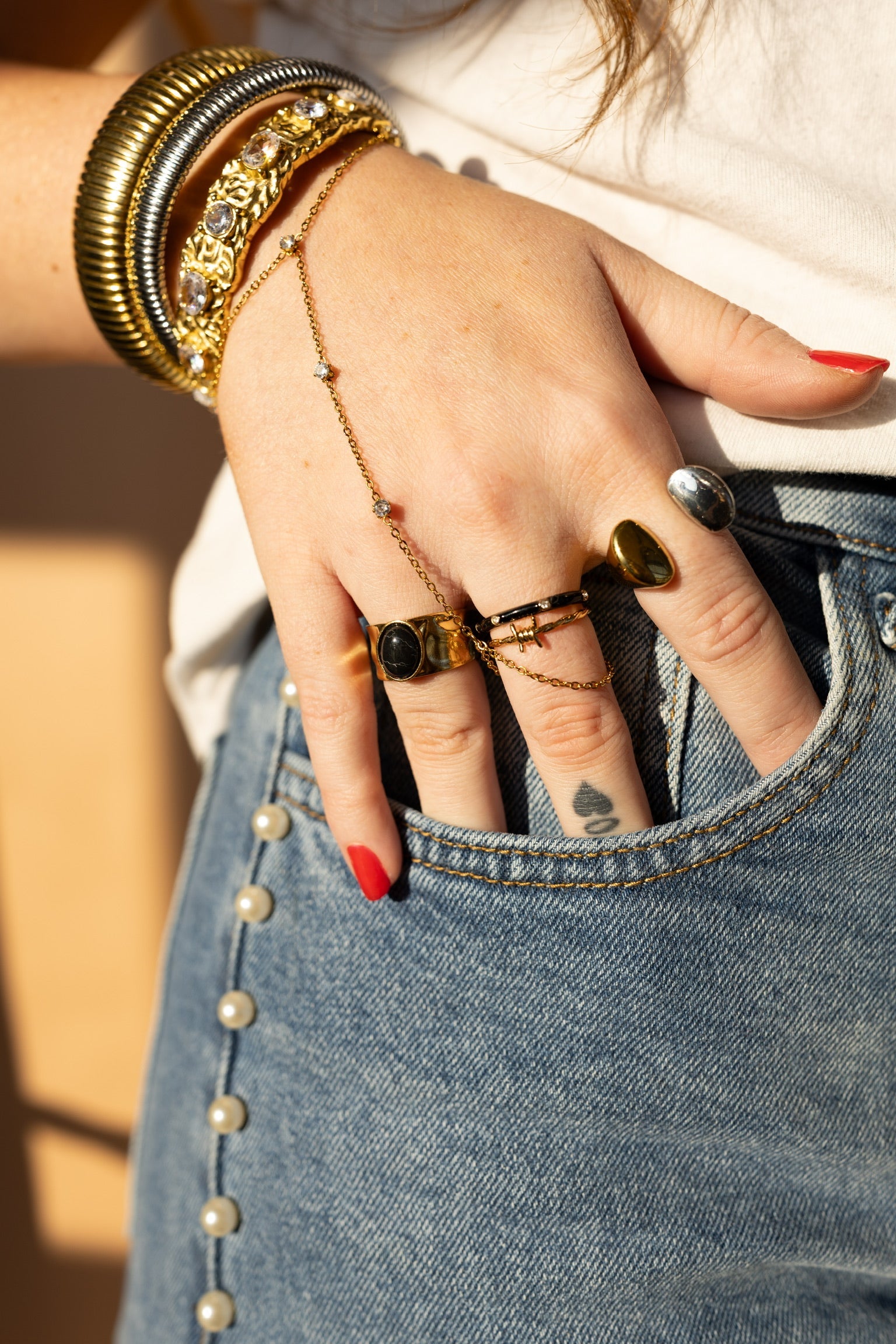STATEMENT RINGS