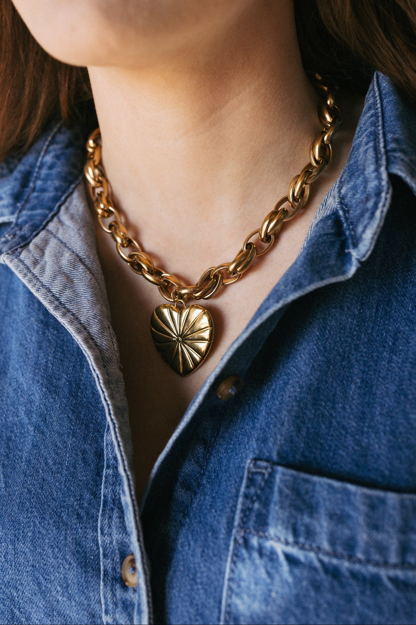 Bursting with Love Chain Necklace