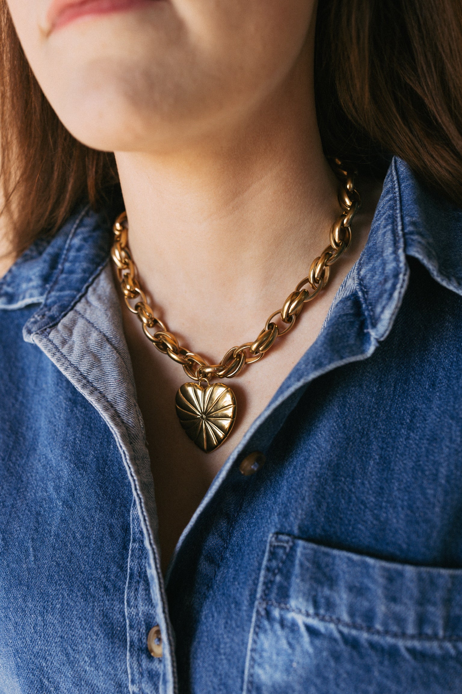 Bursting with Love Chain Necklace