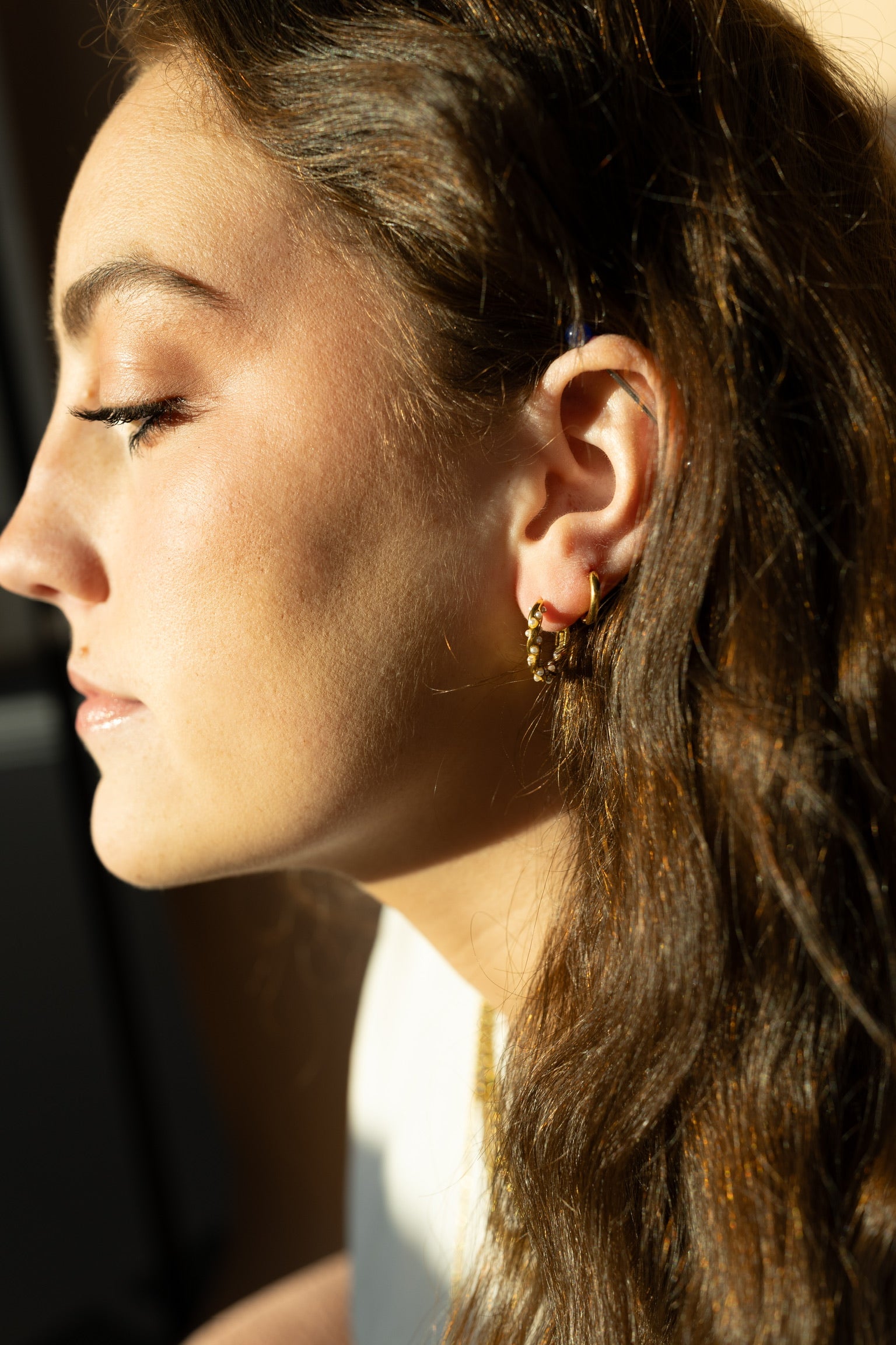 Ellie Pearl Hoops || Choose Color