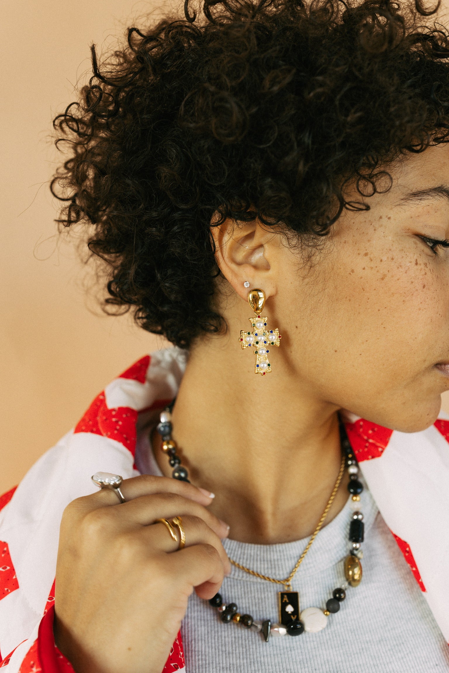 Evianna Pearl Cross Earrings