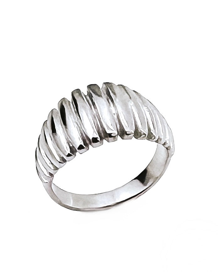 Roark Textured Statement Ring || Choose Color