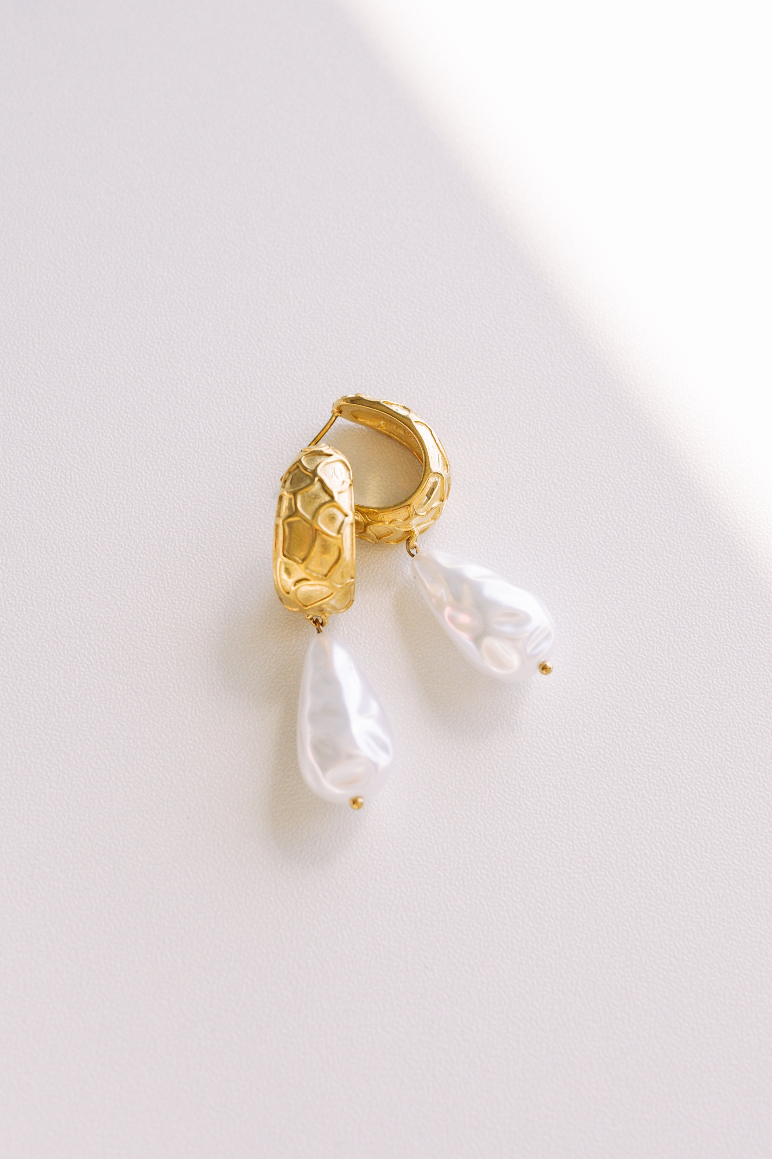 Emroy Pearl Textured Hoop Earrings