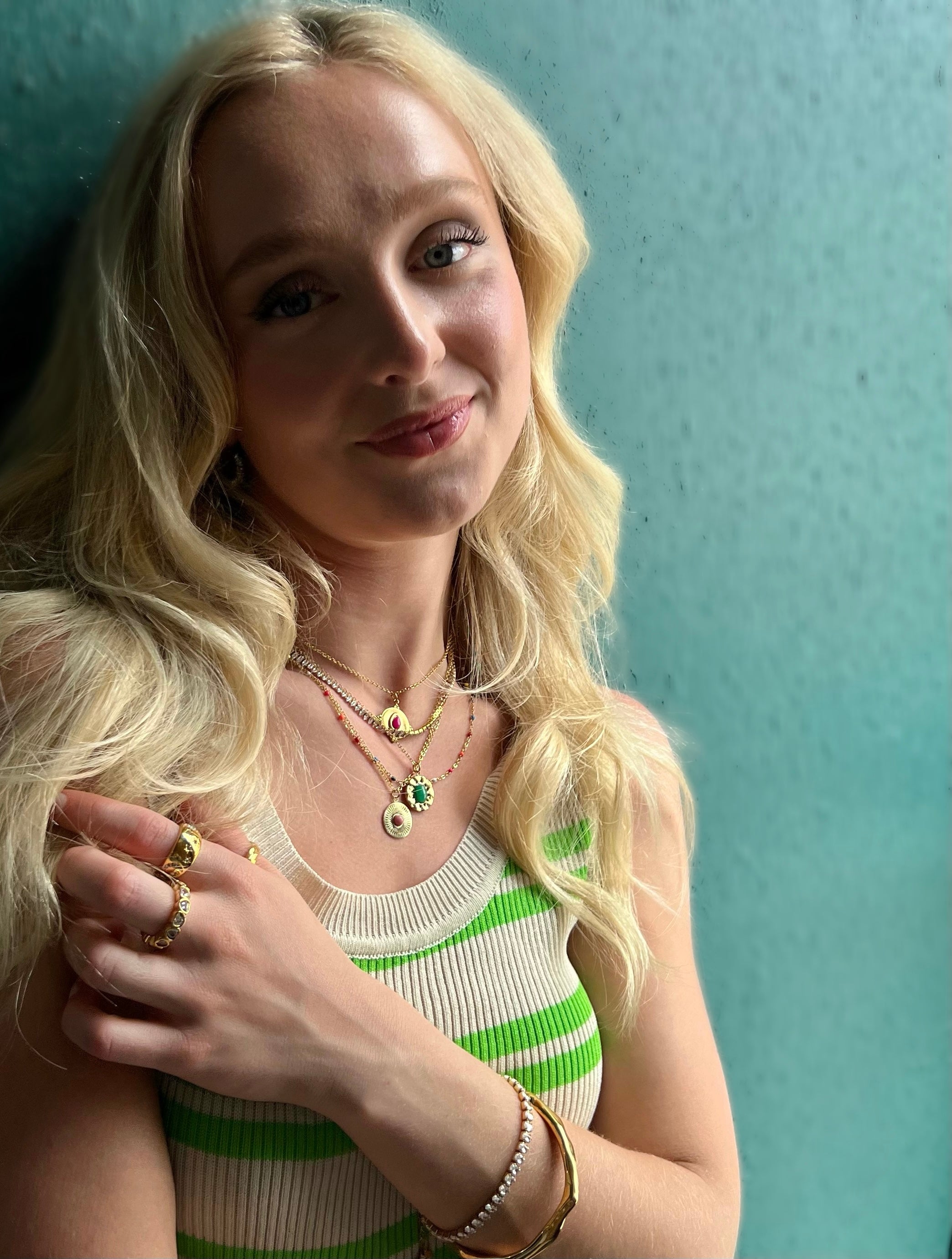 Wren Emerald Stone Pendant Necklace