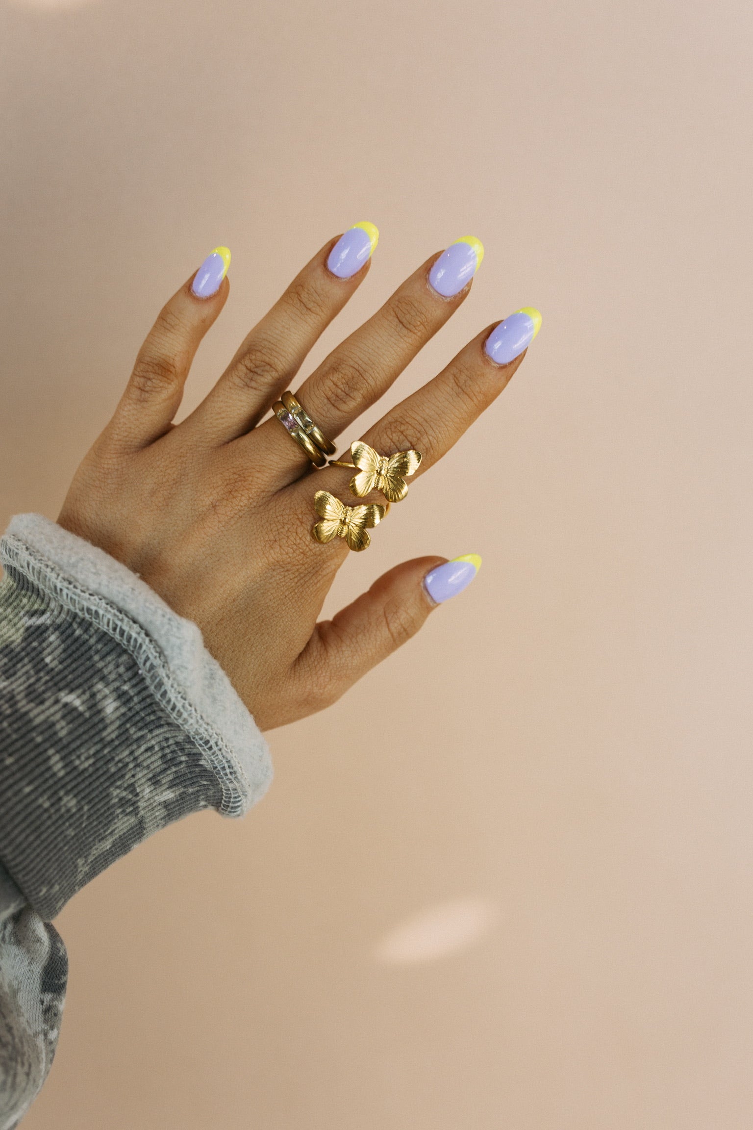 The Flutter Effect Adjustable Ring