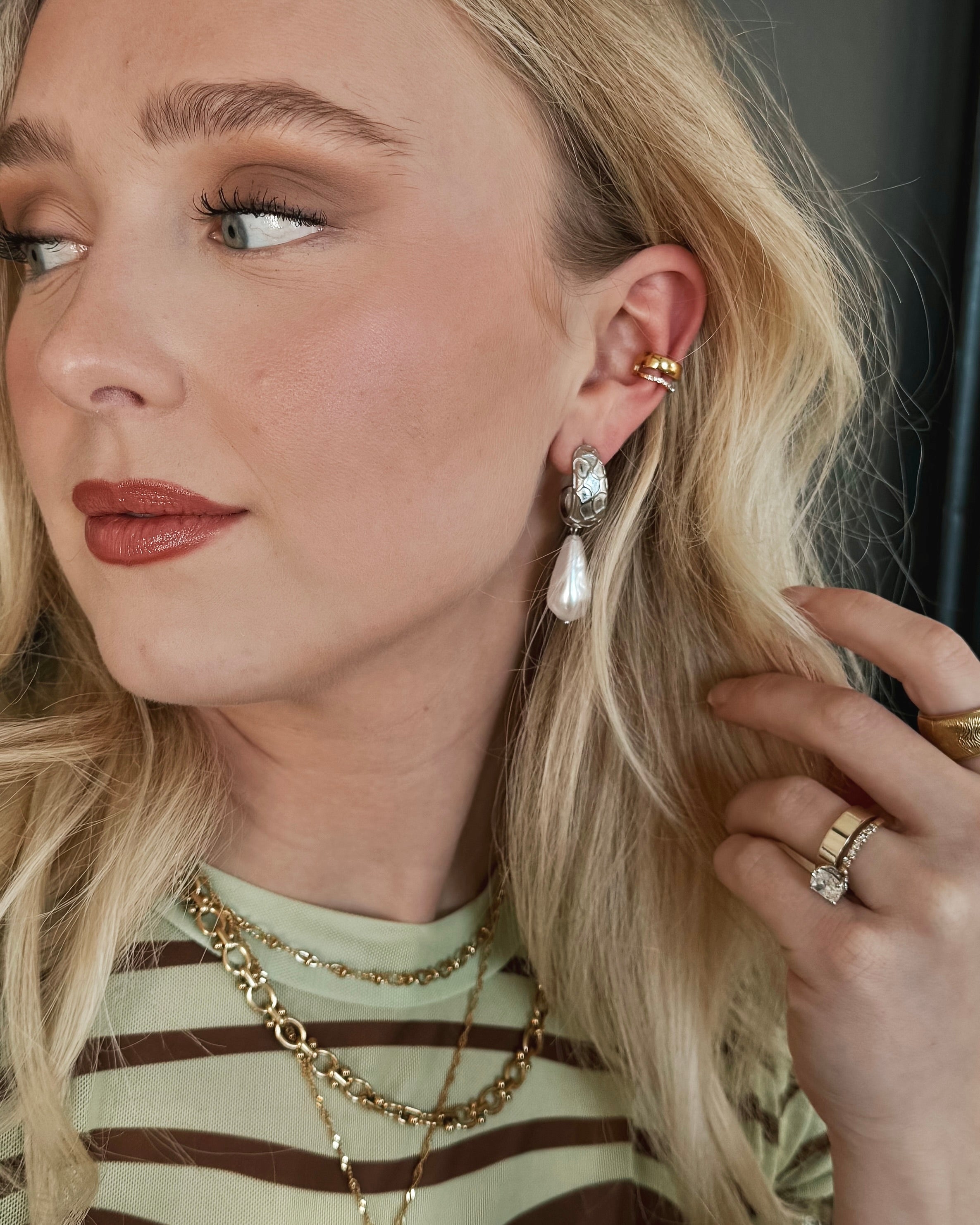 Emroy Pearl Textured Hoop Earrings