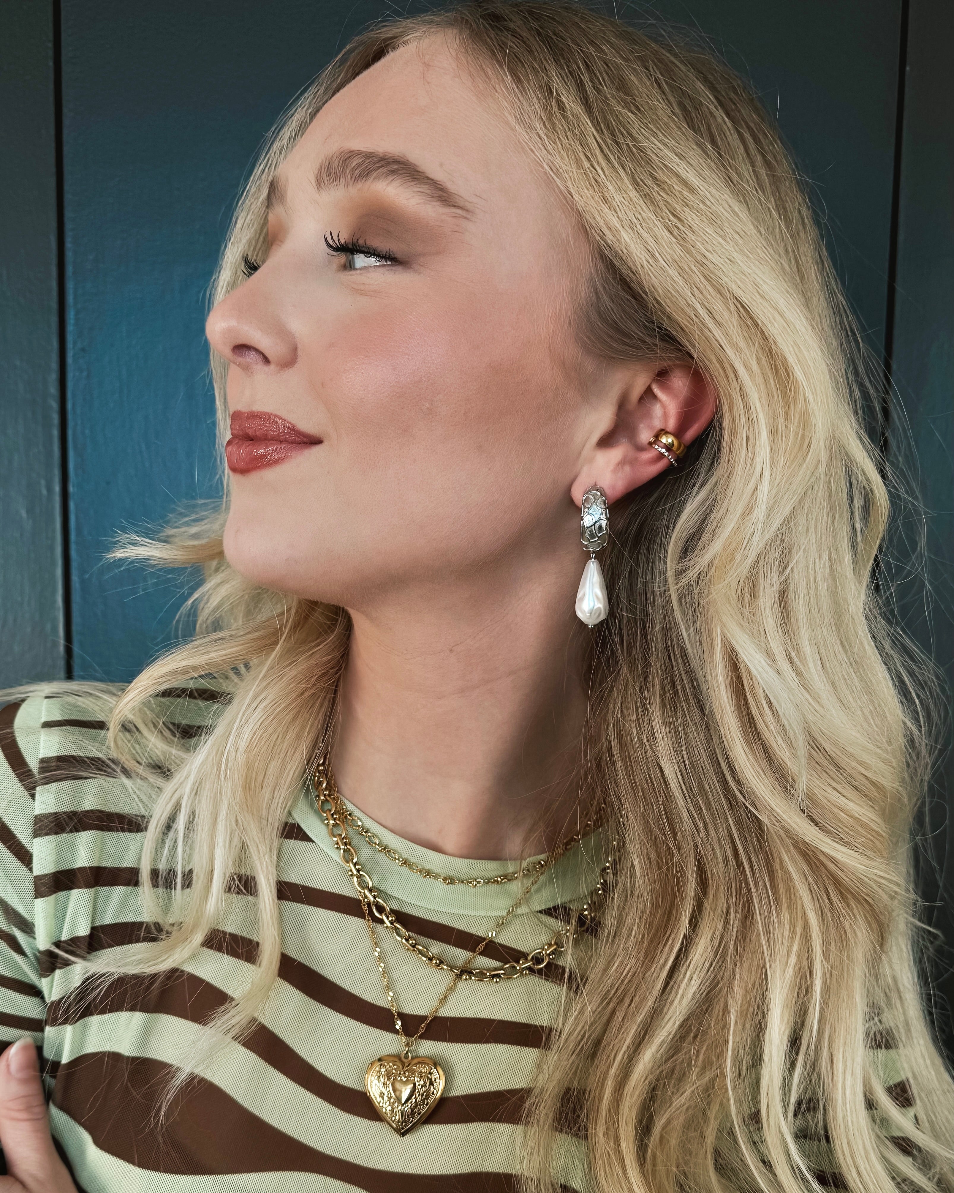 Emroy Pearl Textured Hoop Earrings