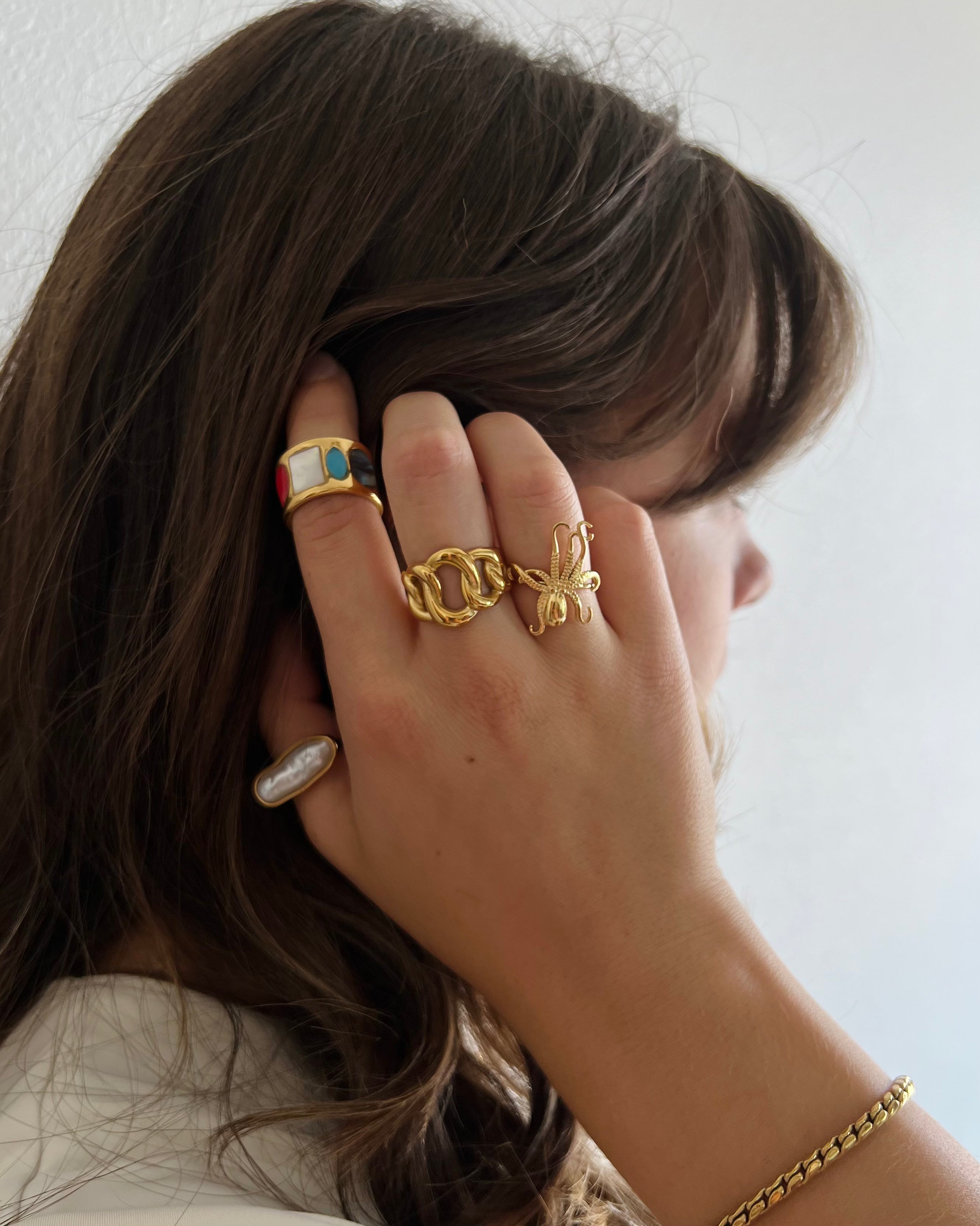 Roxy Wide Band Stone Ring