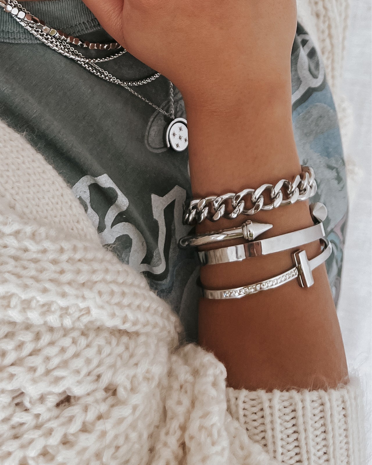 Clyde Cross Bangle Bracelet || Choose Color