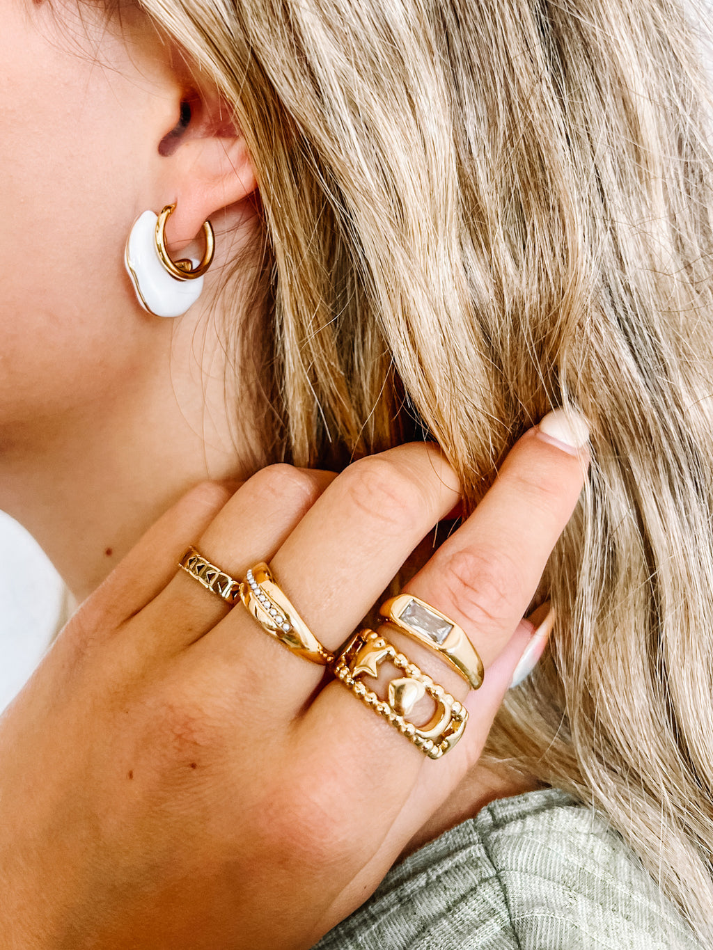 Erma Huggie Earrings || Choose Color
