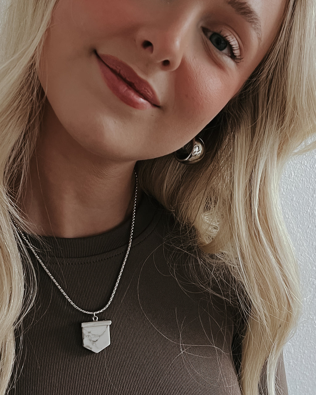 Alicia Marble Pendant Necklace