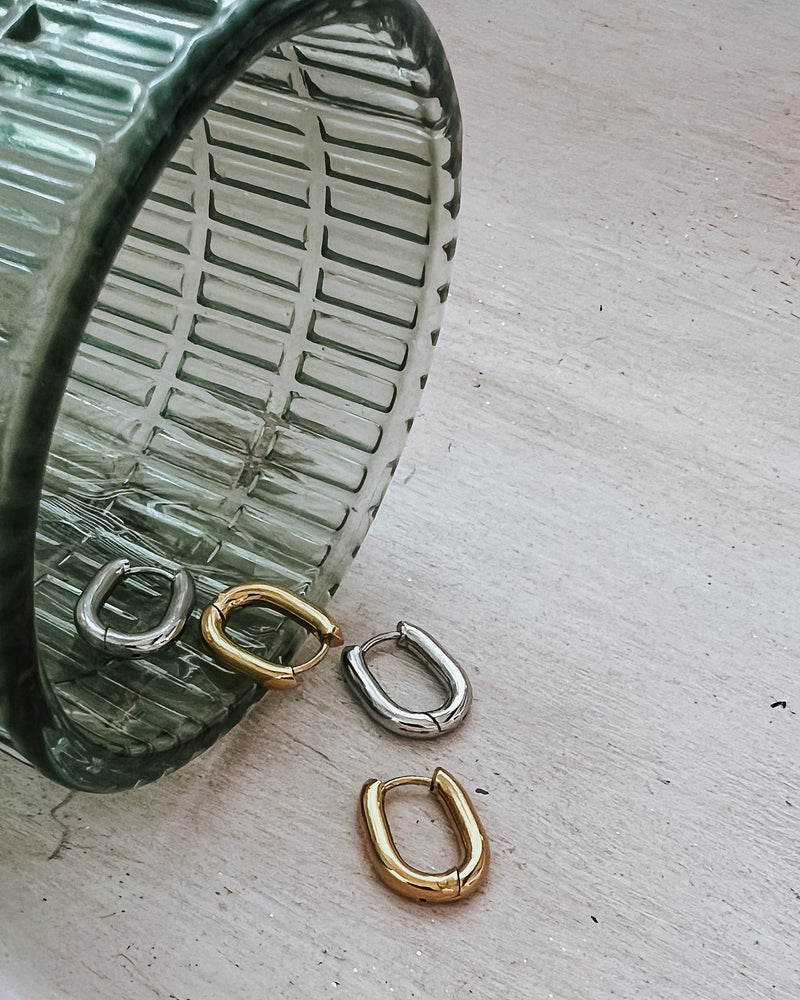 Elisa Huggie Earring || Choose Color