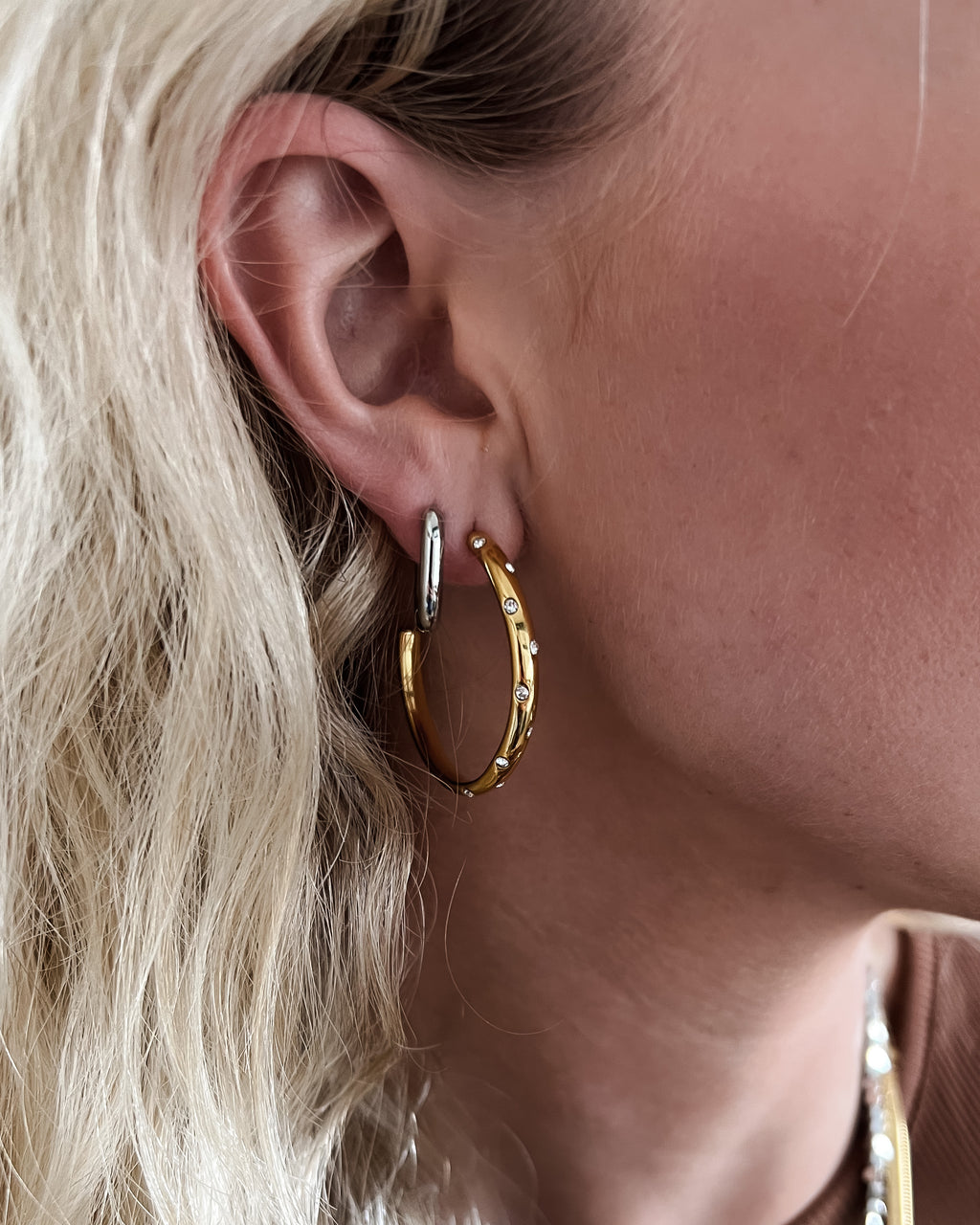 Elisa Huggie Earring || Choose Color