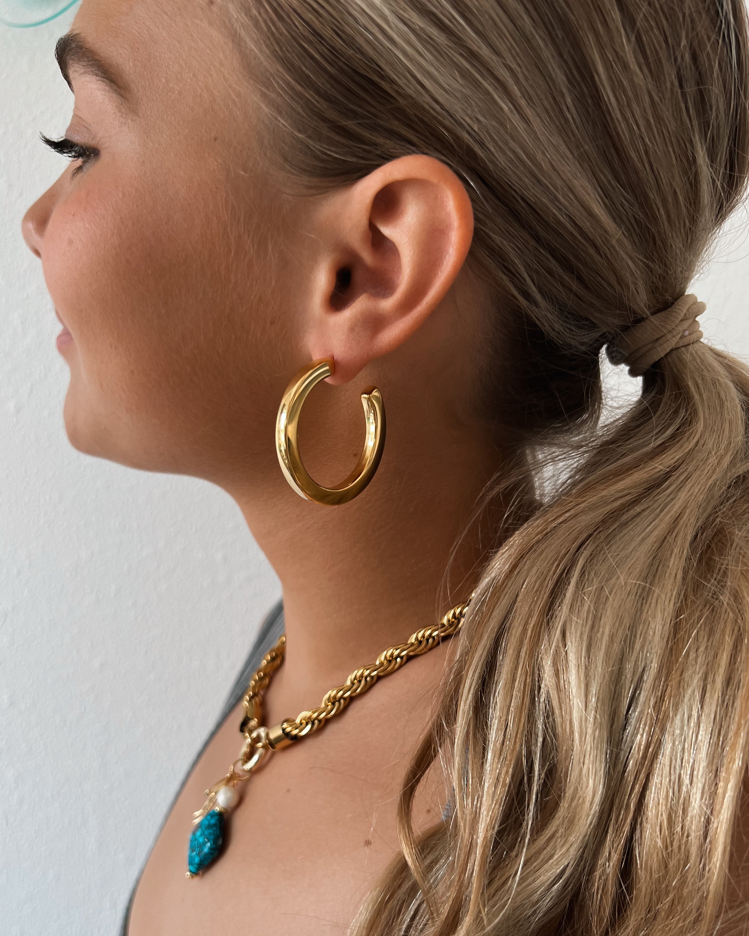 Eilish Everyday Gold Hoops || Choose Size