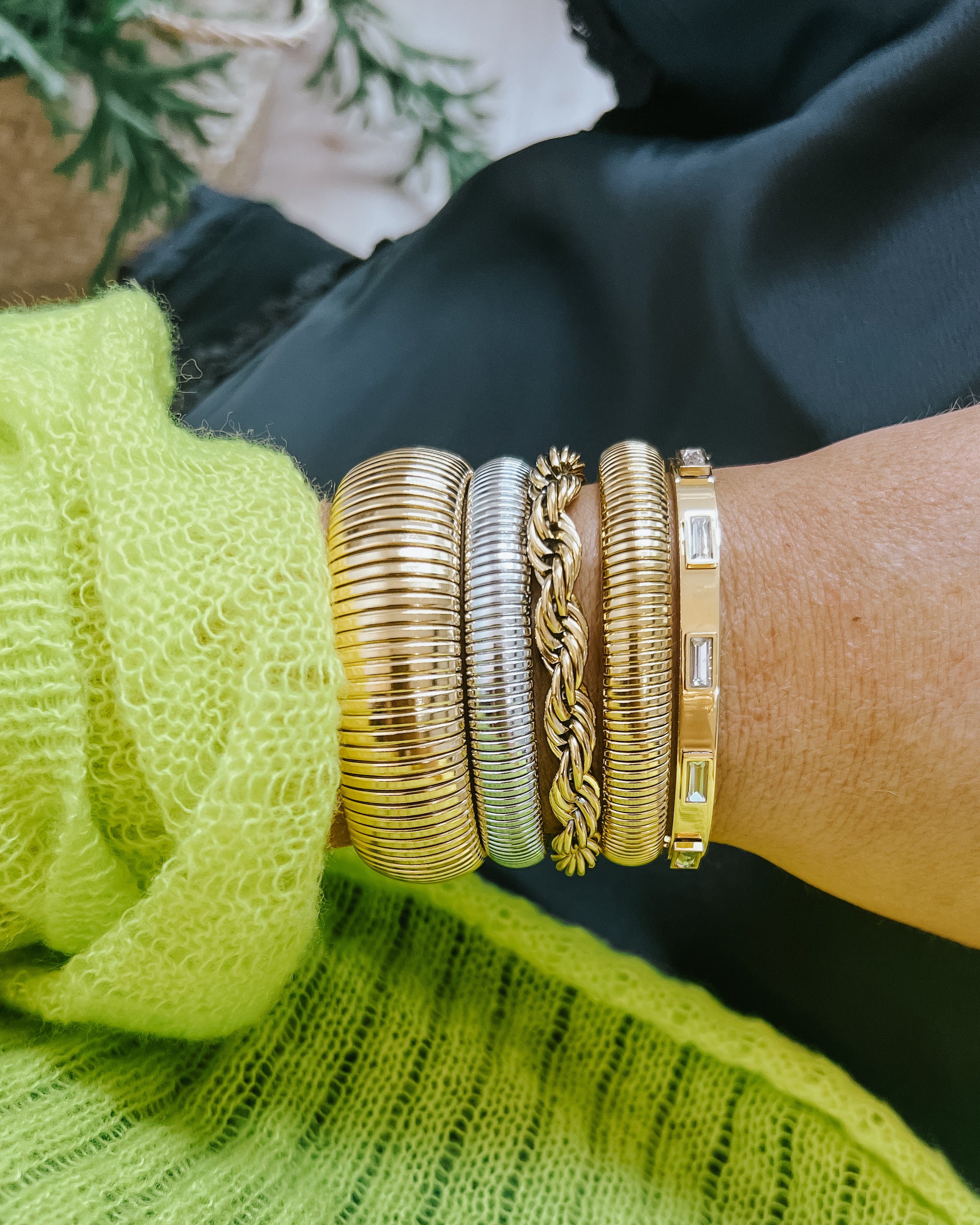 Belinda Gold Jewel Bracelet || Choose Color