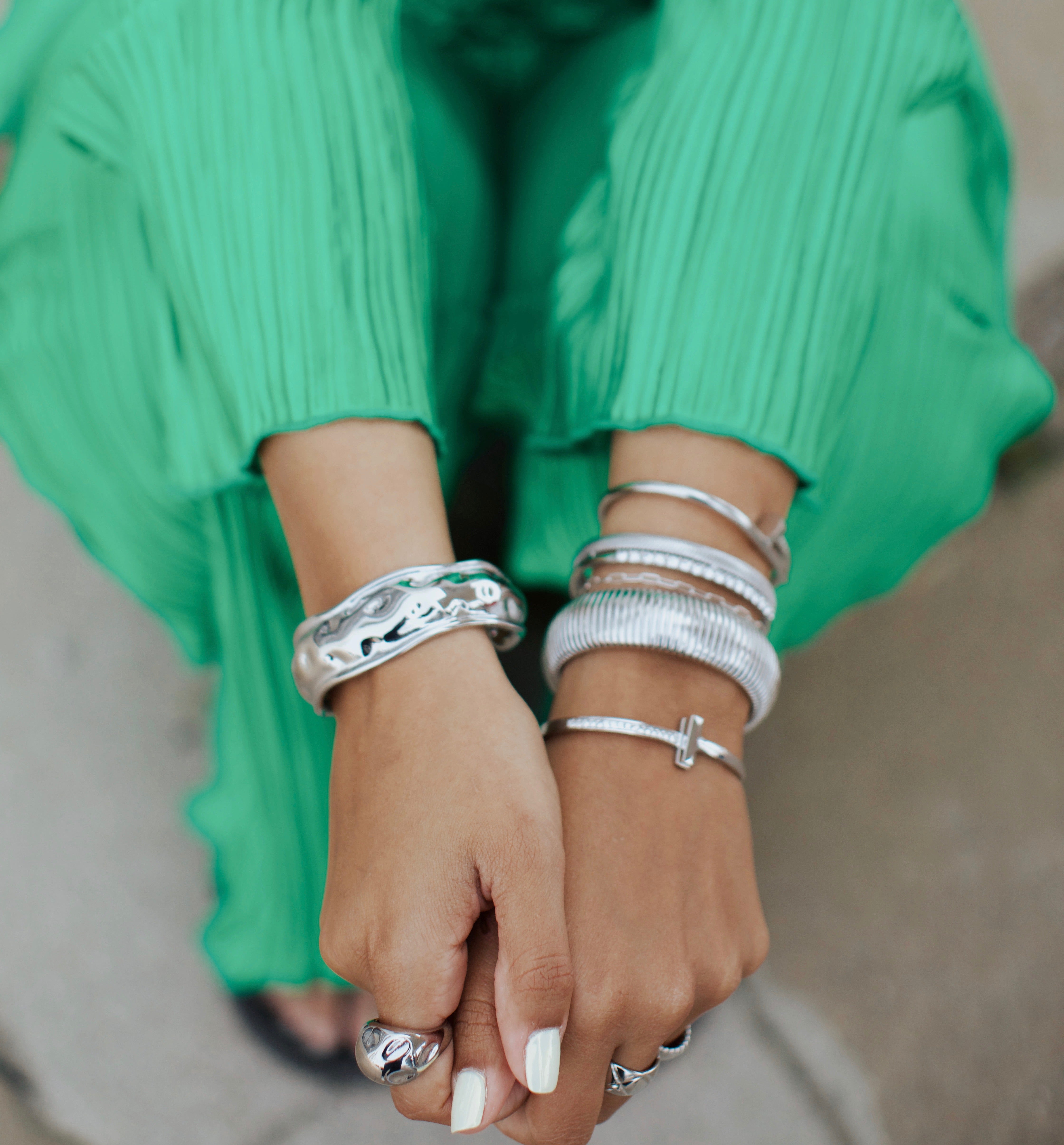 Barbo Cuff Bracelet || Choose Color