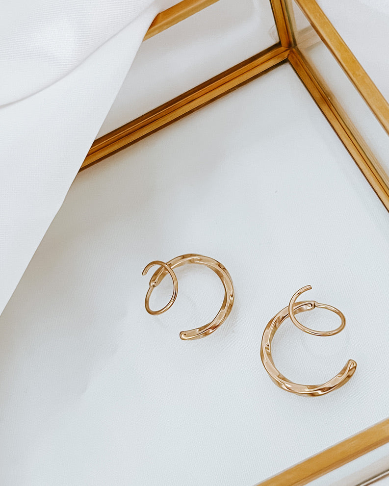 Elk Twist Hoop Earrings || Choose Color