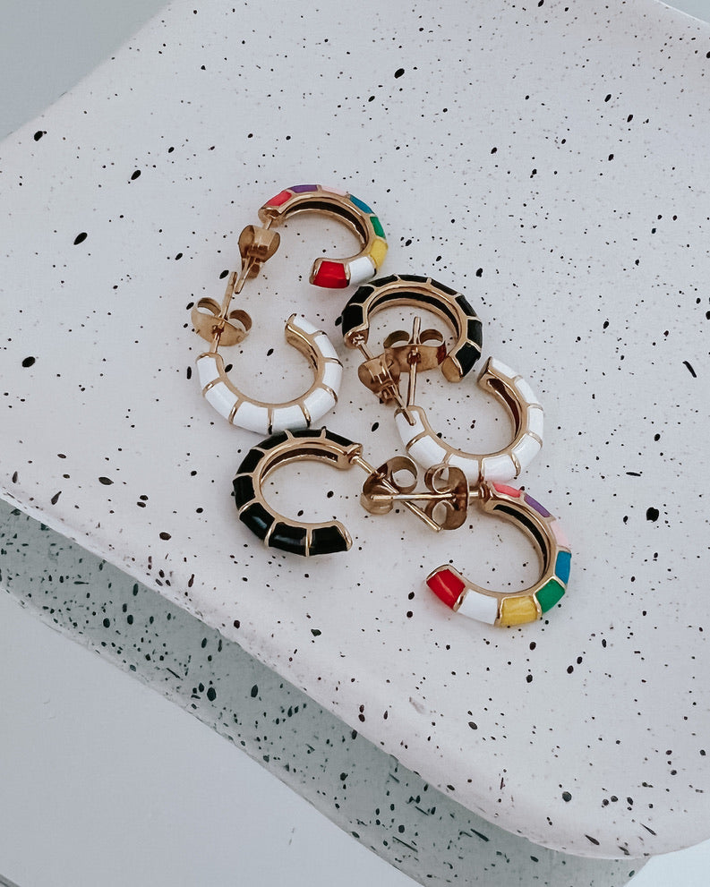 Evelyn Huggie Earrings || Choose Color