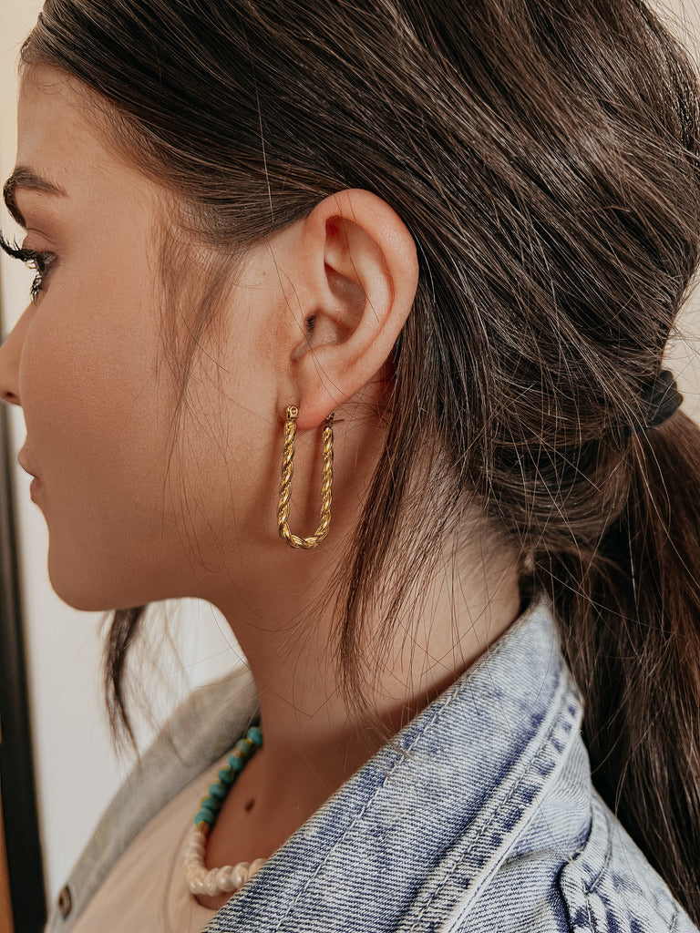 Elonie Gold Earrings