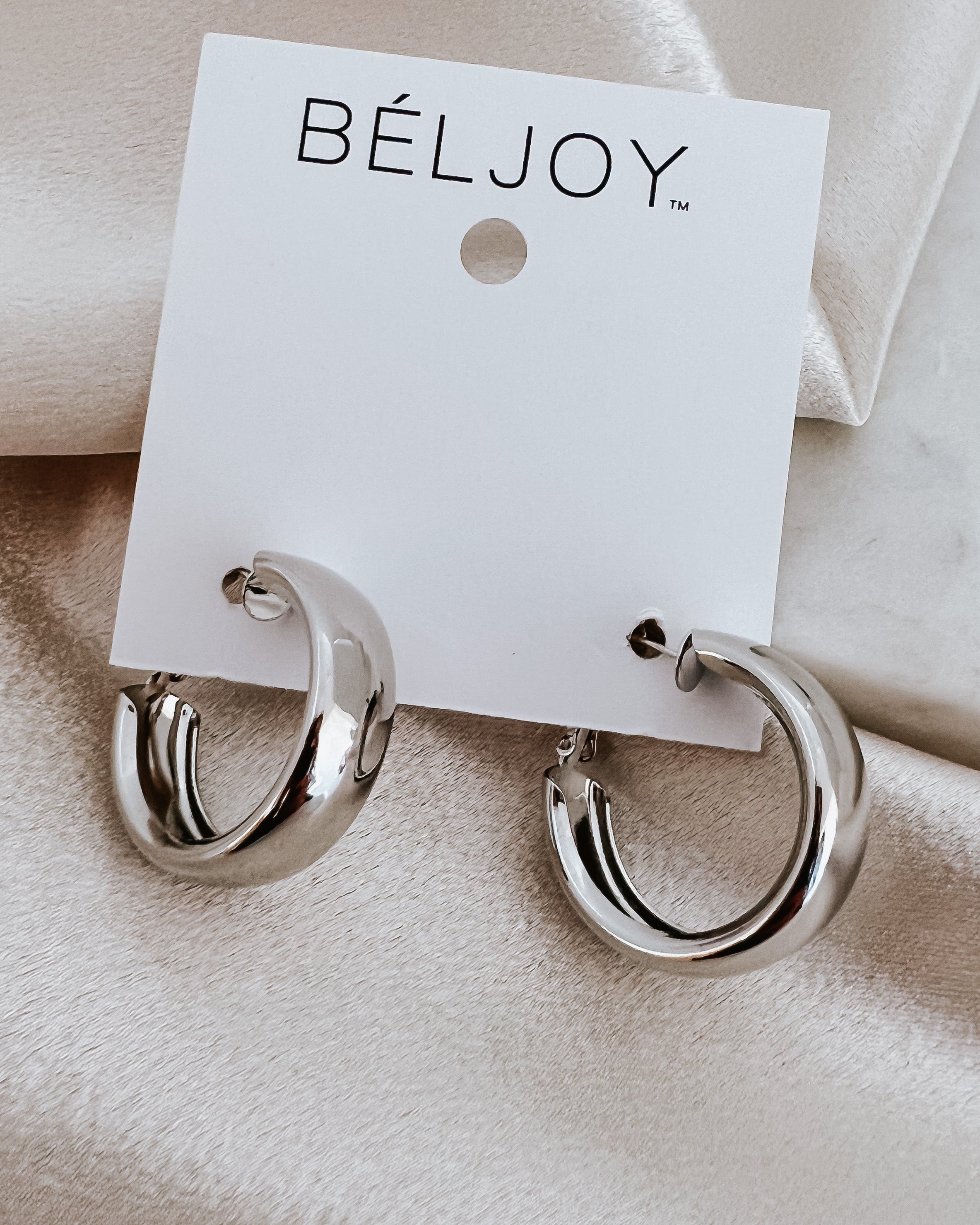 Everette Silver Hoop Earrings