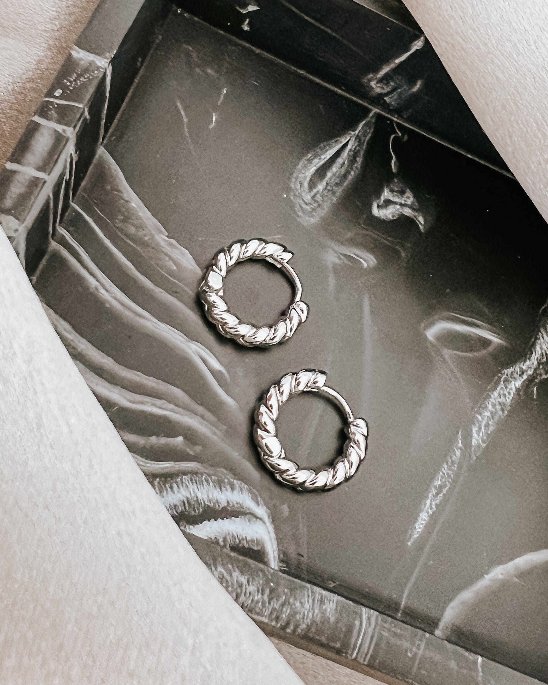 Eunice Twisted Hoop Earrings || Choose Color