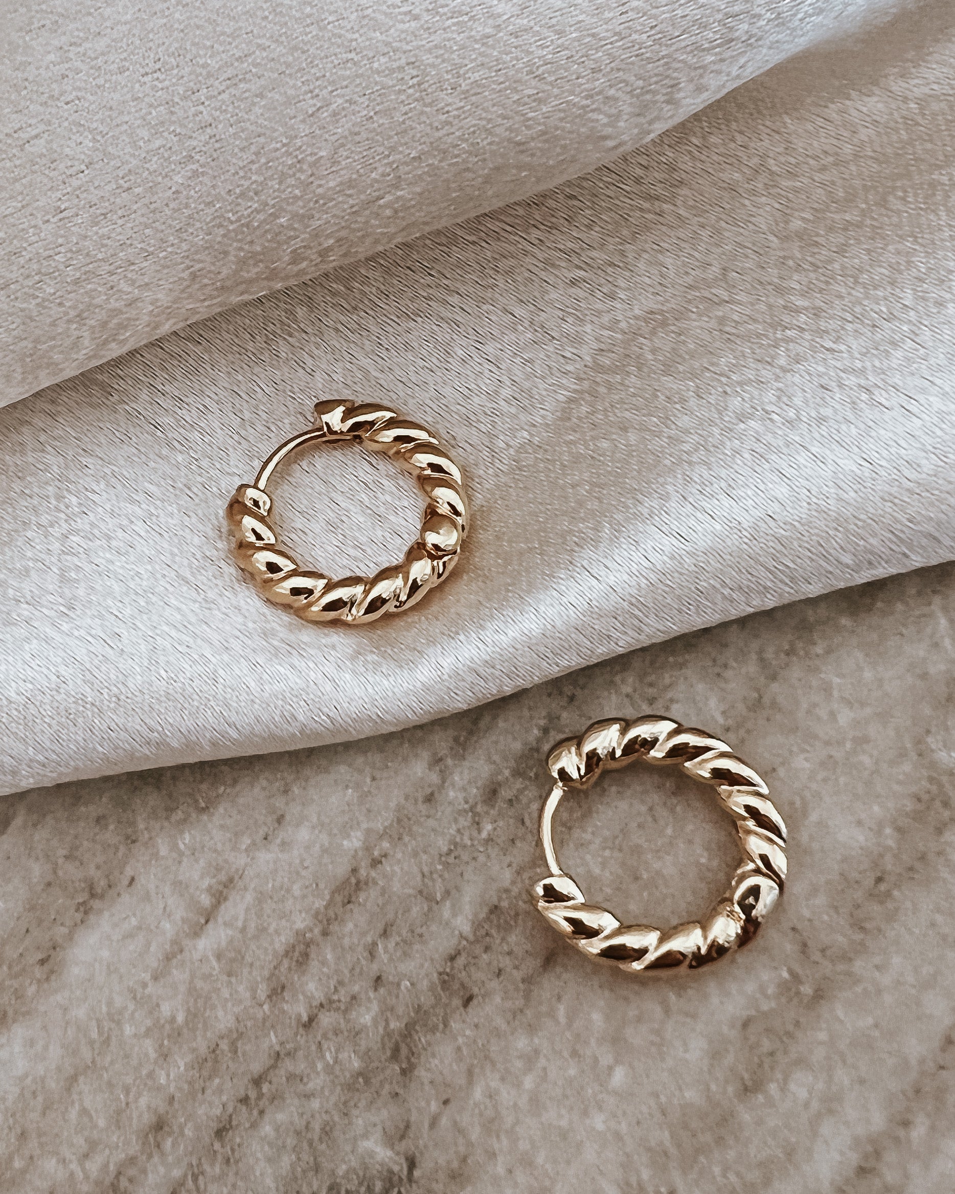 Eunice Twisted Hoop Earrings || Choose Color